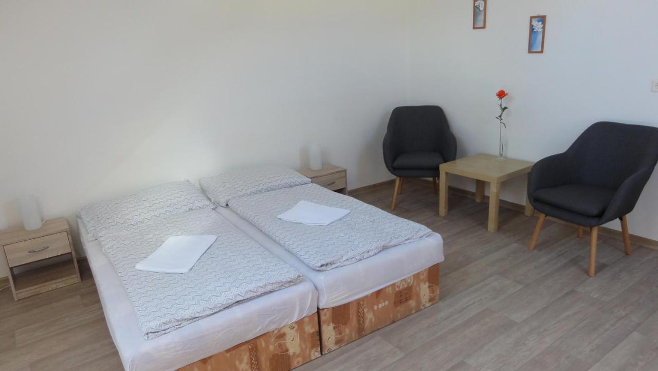 Penzion U Hradeb Znojmo Ngoại thất bức ảnh